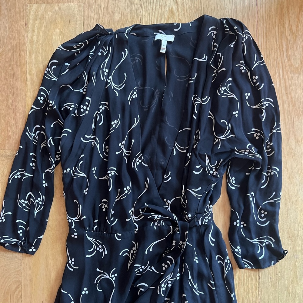 Joie Black and Cream Floral-Print Midi Wrap Dress